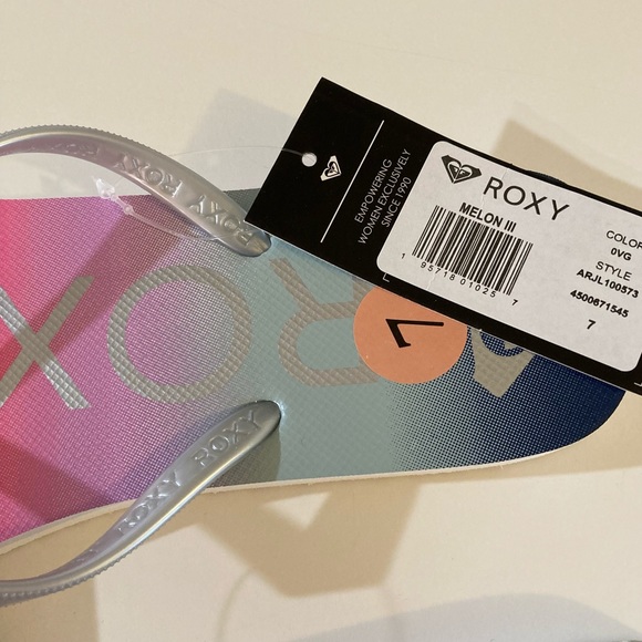 sandals size 7 flip flops new summer colorful beach ombré women’s roxy shoes - Picture 4 of 7